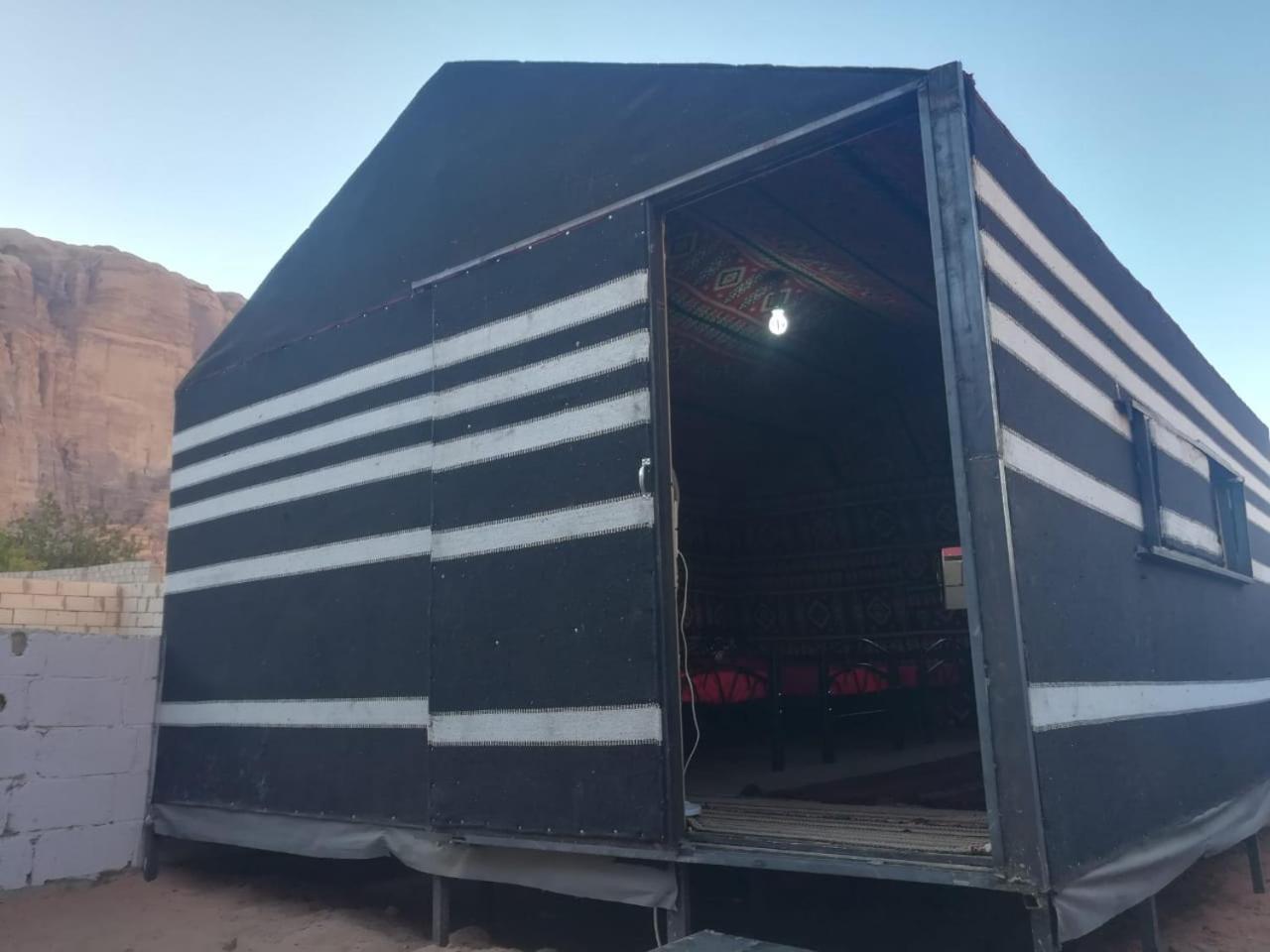 Climbers House In Wadi Rum Exterior photo